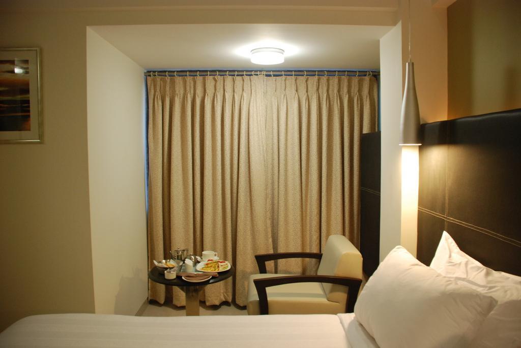 The Oriental Residency Ξενοδοχείο Βομβάη Εξωτερικό φωτογραφία